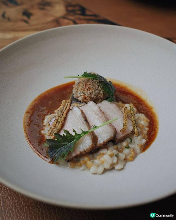 搬遷後的裝潢超美呢｜Roganic 🪵