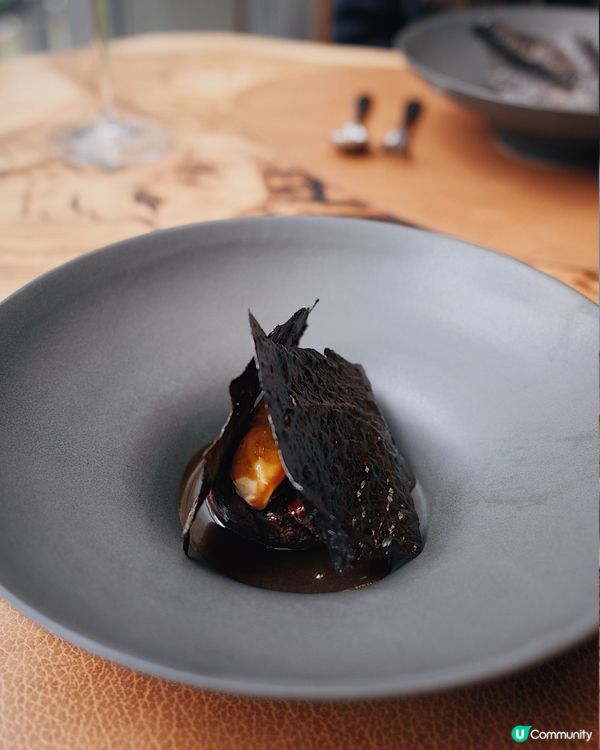 搬遷後的裝潢超美呢｜Roganic 🪵