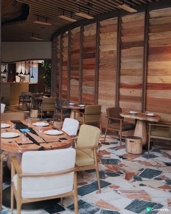 搬遷後的裝潢超美呢｜Roganic 🪵