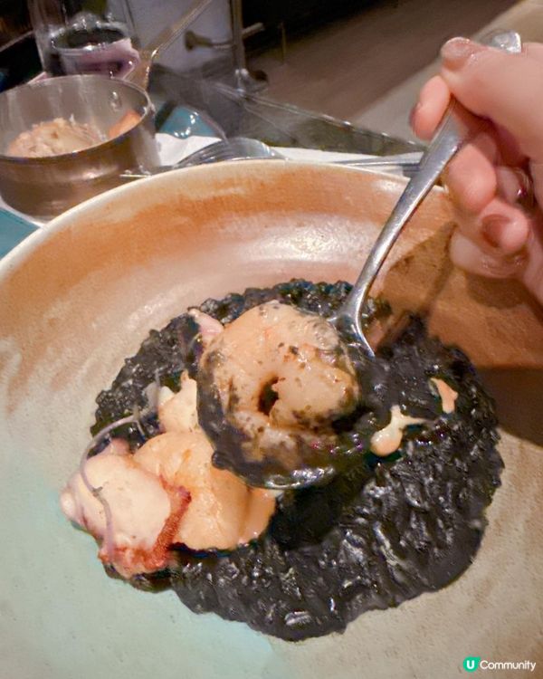 尖沙咀樓上Cafe ｜環境浪漫嘆高質西餐