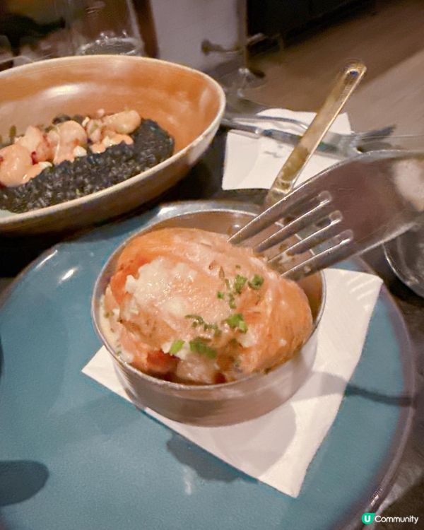 尖沙咀樓上Cafe ｜環境浪漫嘆高質西餐