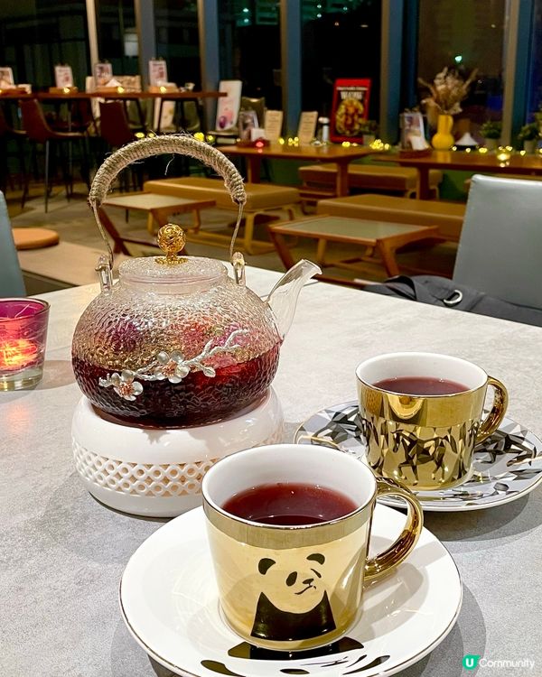 生唔生酮 都有得揀 . 烤脆皮乳豬