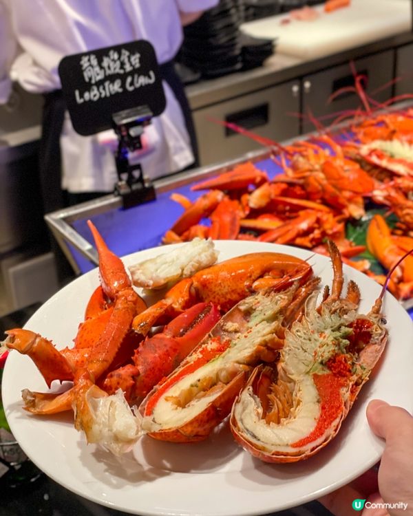 尖沙咀｜地段好又有優惠自助餐。Three on Canton