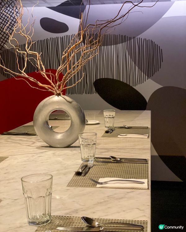 尖沙咀｜地段好又有優惠自助餐。Three on Canton