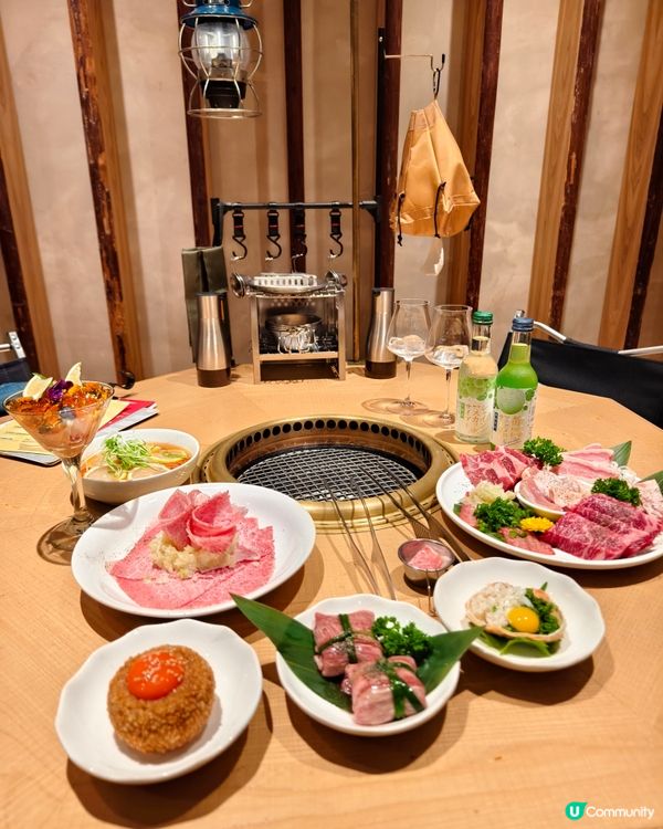 聖誕氣氛滿滿的日式燒肉店