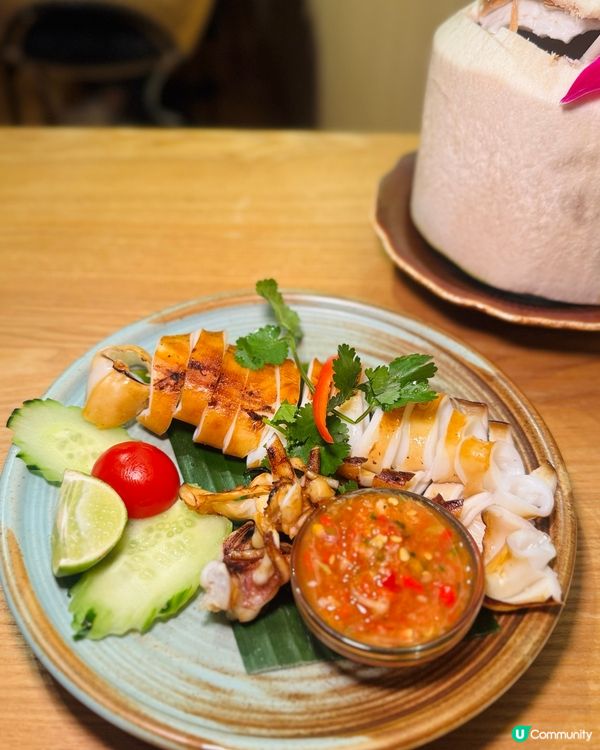 黃咖喱軟殼蟹撈飯邪惡到爆🤤！泰國菜必食！