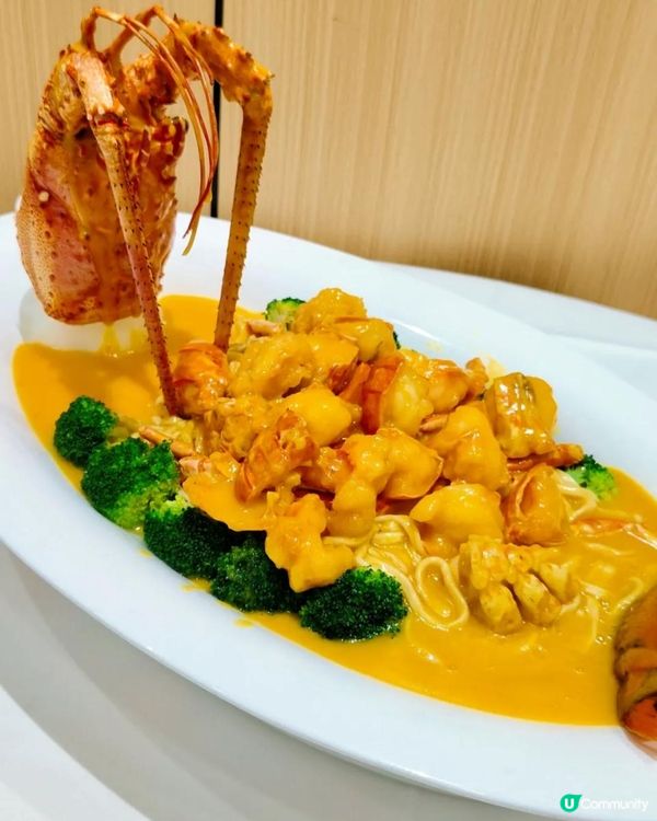 蓮塘口岸附近海鮮酒家！竟有手臂長de龍蝦🫶🏻