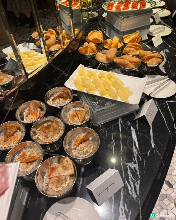 中環chill爆！🥂買一送一+免費小食！姐妹們衝呀！