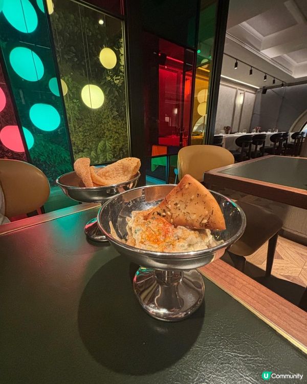 中環chill爆！🥂買一送一+免費小食！姐妹們衝呀！