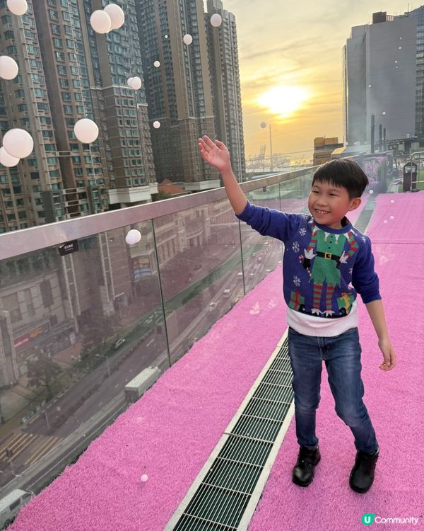 1.  聖誕玩具村🎄！巨型火車🚂+泡泡🫧打卡位📸！小朋友必去