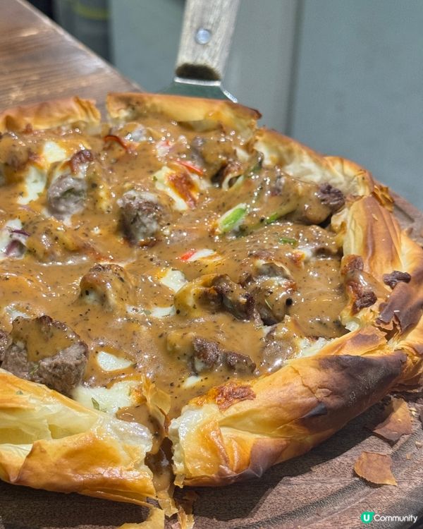 特色酥皮牛柳粒pizza❤️‍🔥超hit捲捲意粉