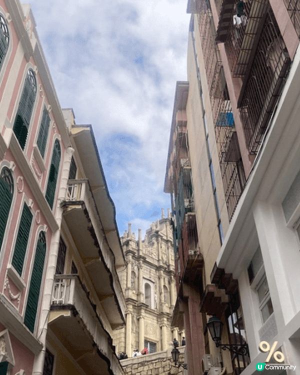 大三巴，澳門的地標、名勝古蹟，通常到澳門的遊人，必定到此一遊...