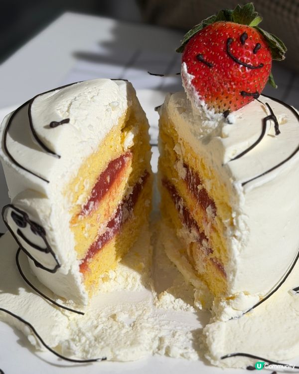 聖誕打卡必去！黑白夢幻Cafe📸 林峯應援！