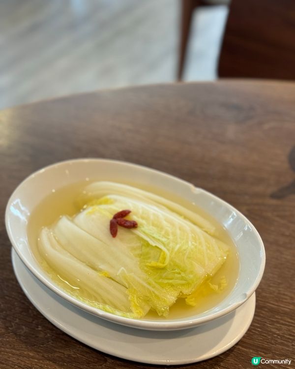 $398有黑醋骨、半隻北京填鴨、白菜同包茶位錢。