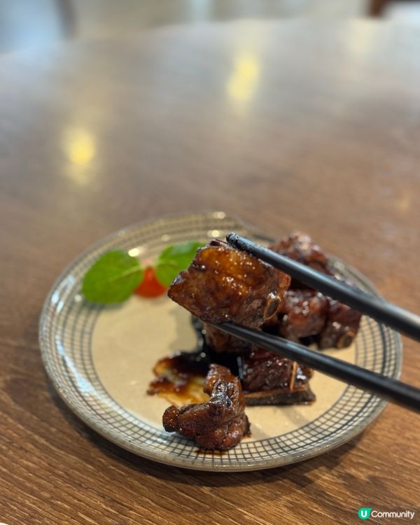 $398有黑醋骨、半隻北京填鴨、白菜同包茶位錢。