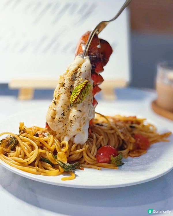 生日飯局首選😋靚靚餐枱佈置好有儀式感❤️甜品畫碟服務🥰