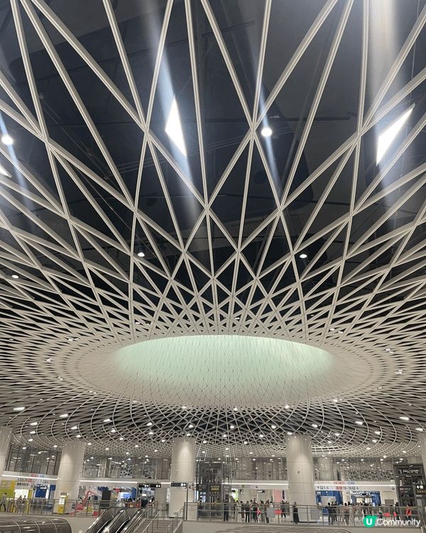 星期日返深圳，影下相，有崗廈地鐵站深圳之眼，卓悅中心嘅Zoo...