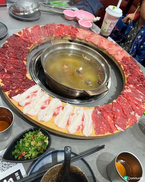 深圳打卡！就犟牛肉火鍋🤤！必食大團圓拼盤！🥩🍲