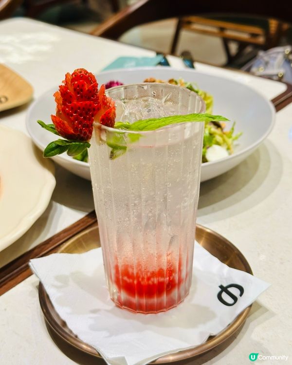 讓時間慢下來的溫柔角落｜聖誕雞腿 x 手撕牛飯·冬日暖心