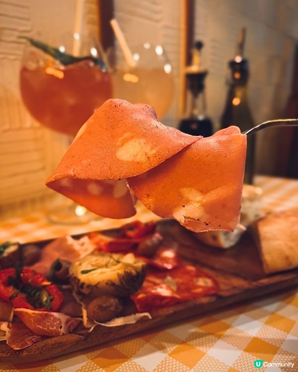 手工薄餅專門店！聖誕限定主題🍕抽獎🎁！
