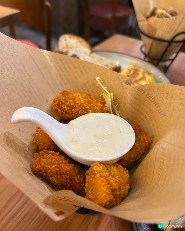 炸蠔、炸雞、意粉、奄列、咖啡、特調！😋朝啡夕酒🍸