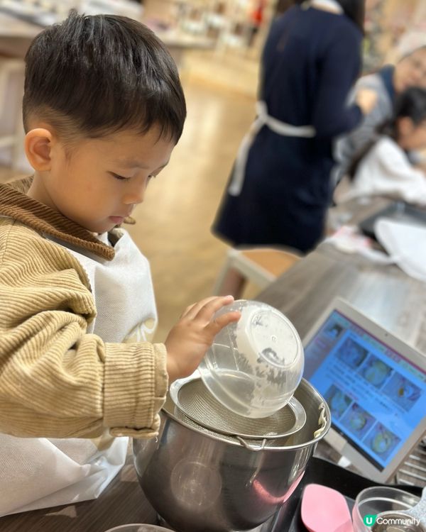 整蛋糕嘅親子時光 🐶🎂 吹嗶嗶小狗蛋糕挑戰成功！