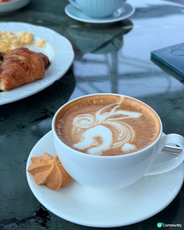 機場嘆早餐，旅行嘅開始！✈️😋