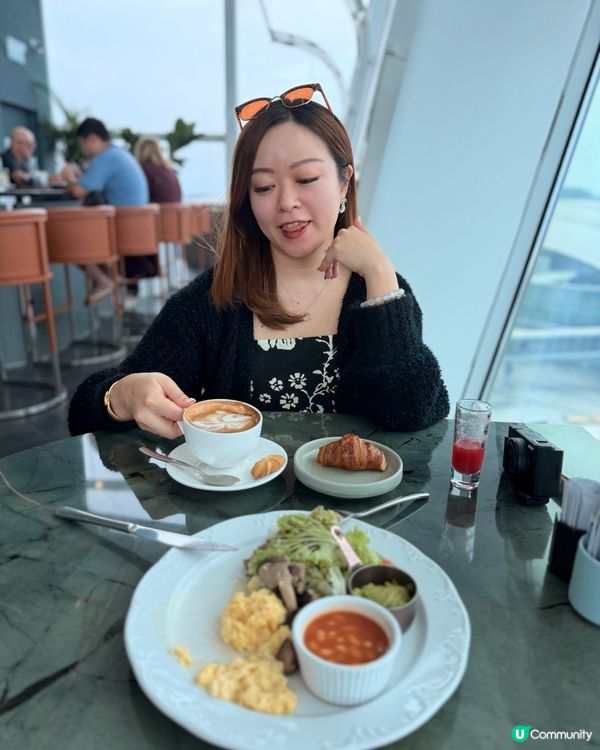 機場嘆早餐，旅行嘅開始！✈️😋