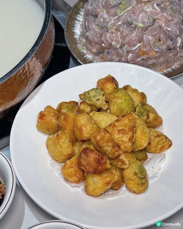 1.  北上搵食！順德公豬肚雞🤤暖笠笠！10個鐘熬湯底！