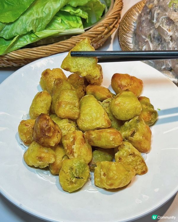 1.  北上搵食！順德公豬肚雞🤤暖笠笠！10個鐘熬湯底！