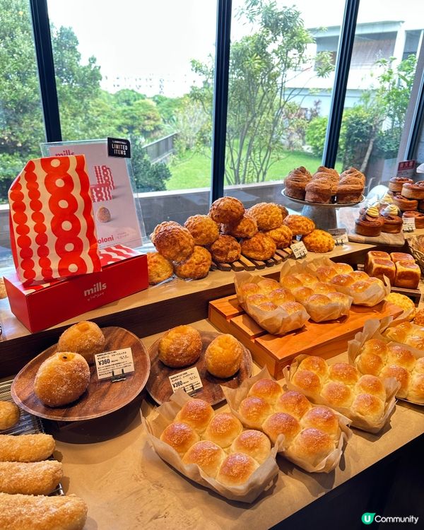 中村都要食既麵包🥯