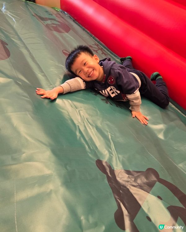 朗壹廣場聖誕彈彈跳！🚂🎄 玩到癲！