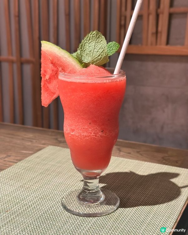 1.  正宗泰菜🤤！沙嗲串燒+小食拼盤超正！😋 (西灣河)