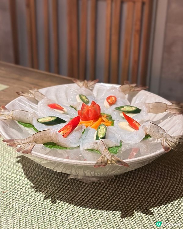 1.  正宗泰菜🤤！沙嗲串燒+小食拼盤超正！😋 (西灣河)