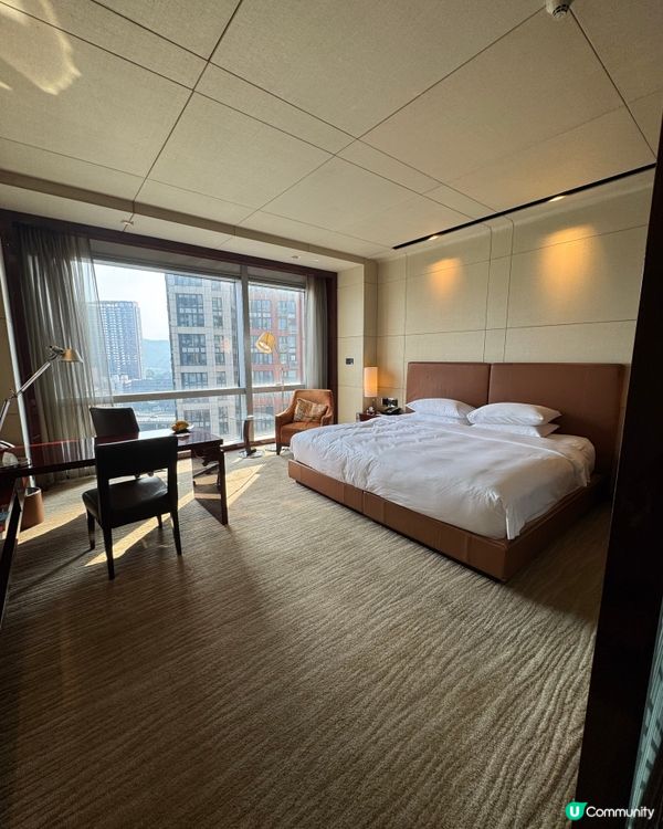 深圳君悅酒店Staycation豪華住宿+自助餐 天花板