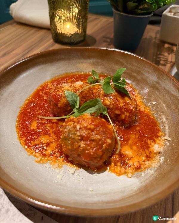 🎀優雅裝修慶祝節日一流意大利餐廳