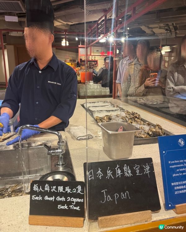 聖誕市集主題自助餐！✨🎄🍾