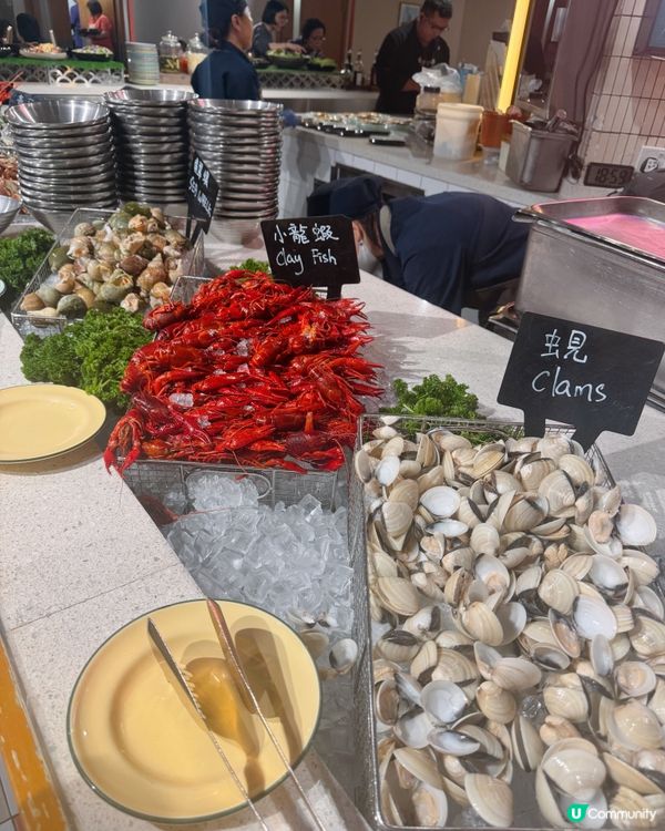 聖誕市集主題自助餐！✨🎄🍾