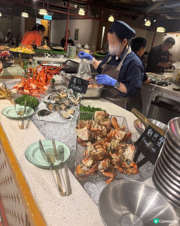 聖誕市集主題自助餐！✨🎄🍾