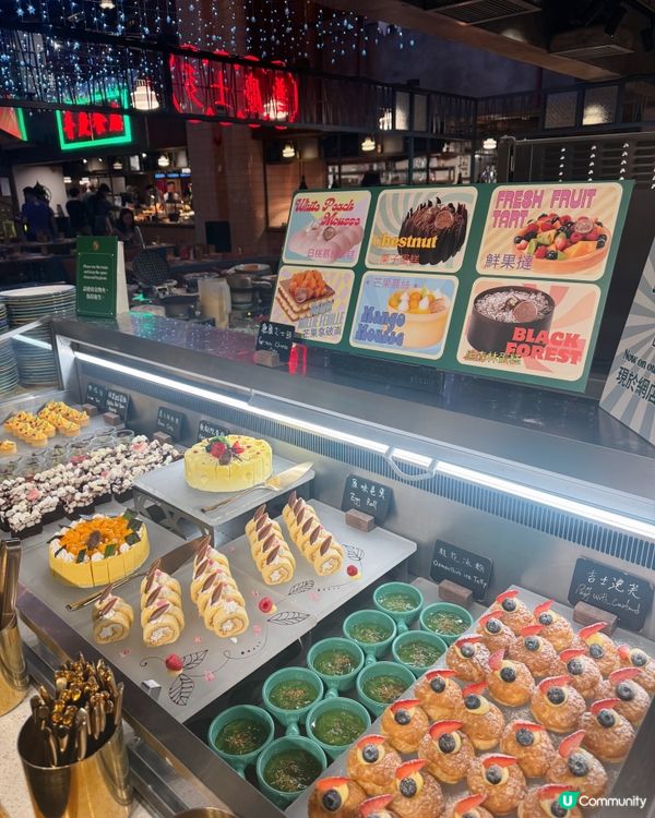 聖誕市集主題自助餐！✨🎄🍾