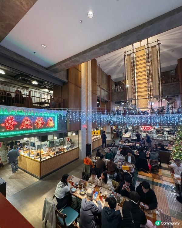 聖誕市集主題自助餐！✨🎄🍾