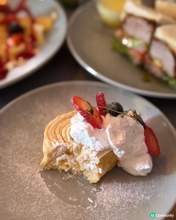 中畸町咖啡小店☕️！豬扒包超正😋！梨汁必試🍐！