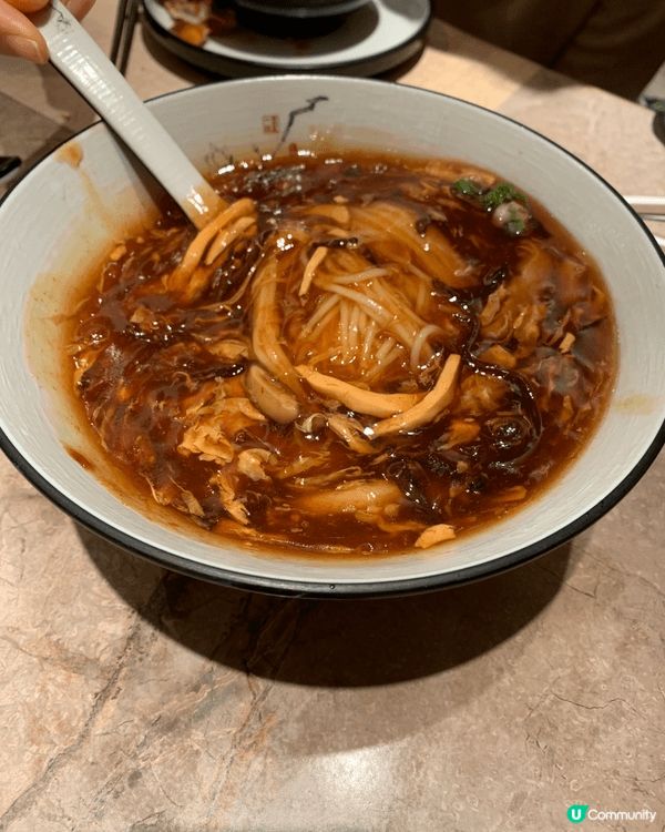 老婆，因為就嚟係我哋結婚五週年，聖誕佳節孖住老婆食LIFET...
