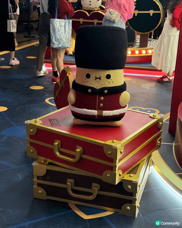 12月是個十分值個慶祝的月份，不但是聖誕節，有濃厚節日氣氛，...