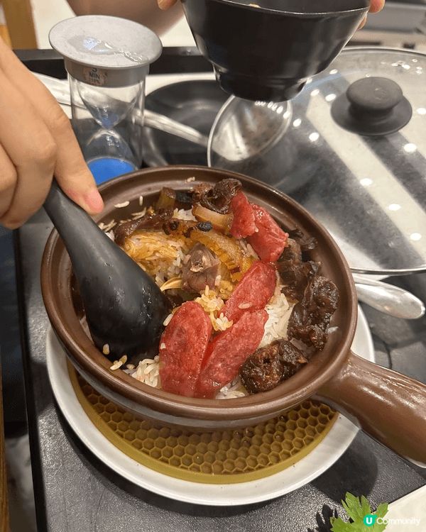 想同屋企人一齊分享呢間聖誕蛋糕，因為呢間蛋糕水準高，而且好有...