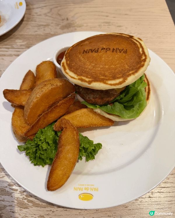 今次去左銅鑼灣pan de pain pancake，它以精...