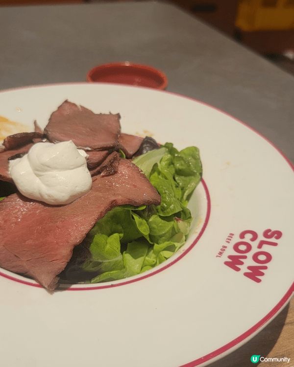 行街經過見到多人排隊，見到佢哋啲牛都幾靚，就試下。