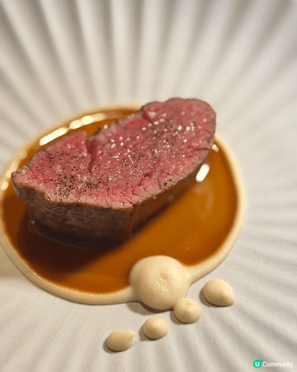 ICC 101樓有6間餐廳，包括中菜館、法式餐廳及意大利菜館...