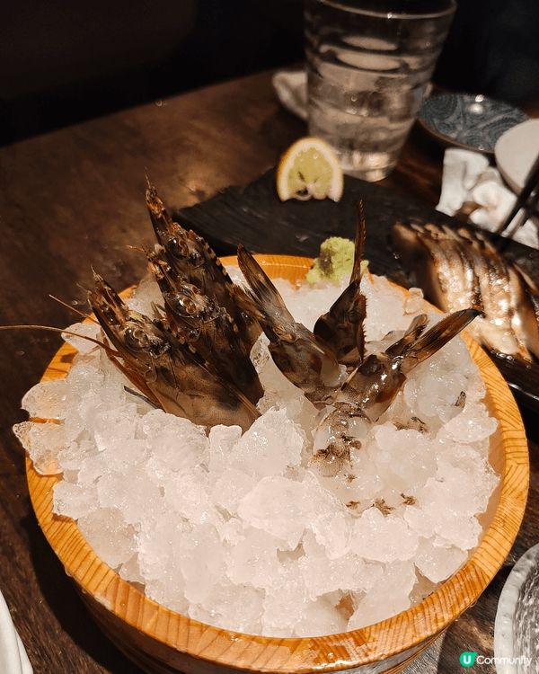 朋友推薦東京涉谷橫街內嘅隱世居酒屋魚屋豪椀，要打電話去訂位。...
