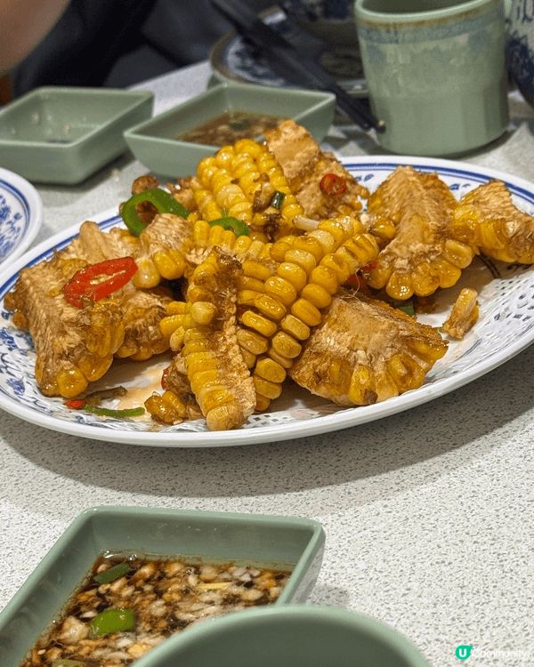澳門美食，特色小食，又美味卜卜蜆，在香港好少食到這款粟米辣辣...